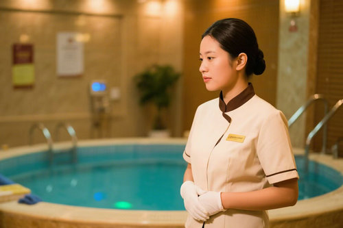 鄭州洗浴中心定做員工秋季工裝有哪些要求